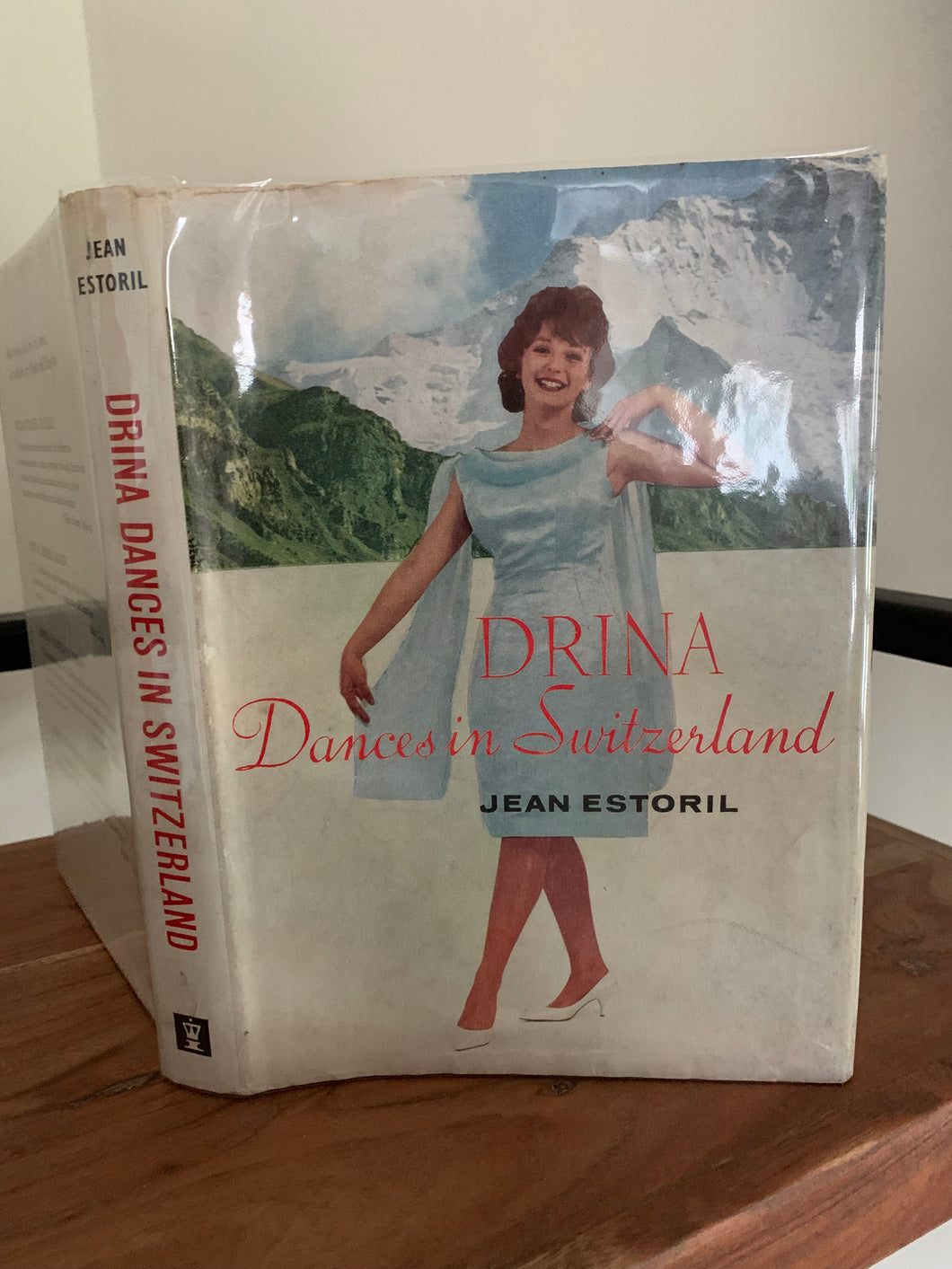 Drina Dances in Switzerland
