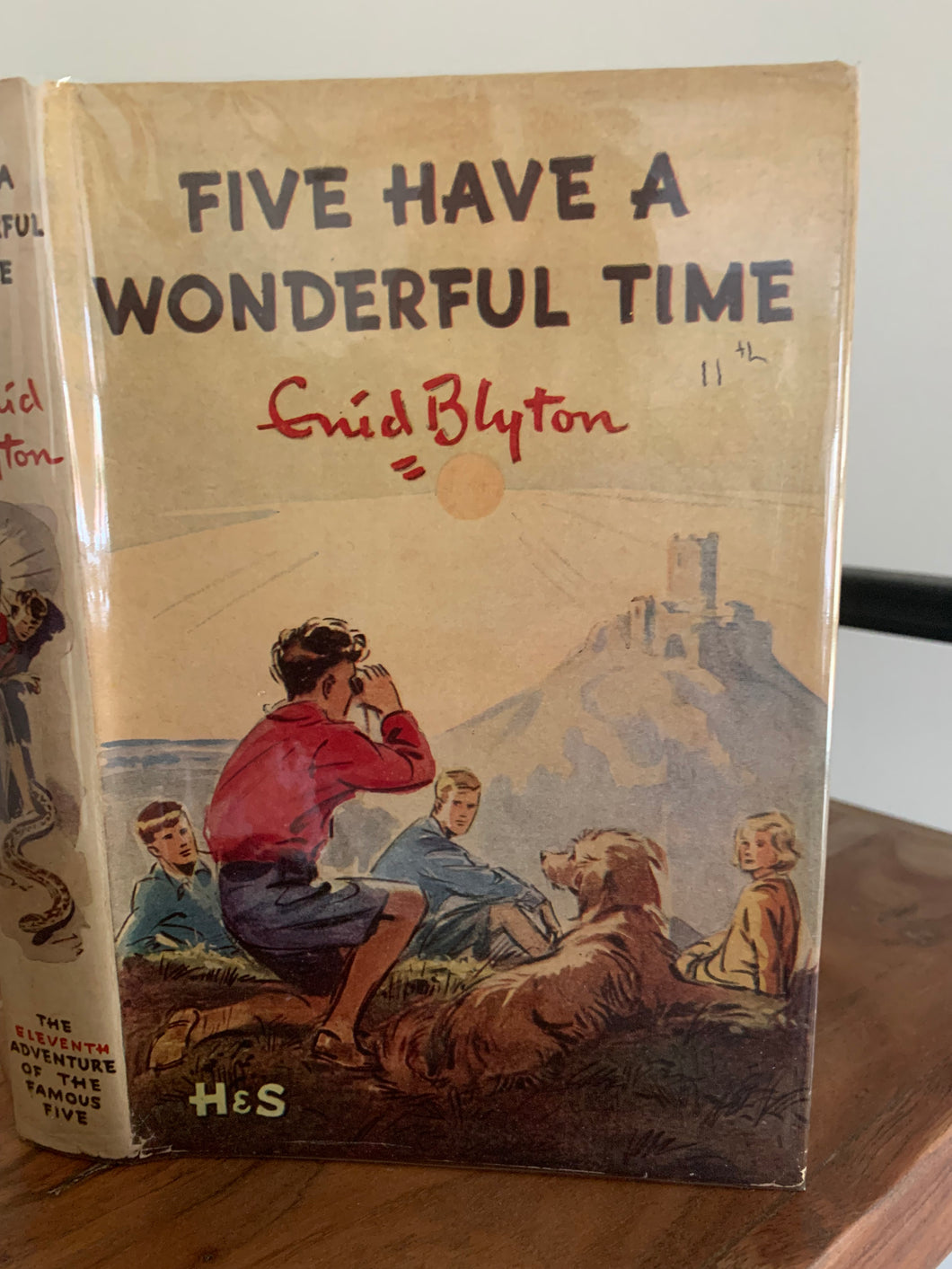 Five Have a Wonderful Time