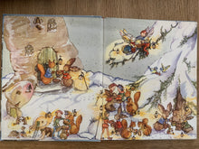 Pookie Believes in Santa Claus