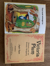 Victoria Plum - Victoria and the Prickly Hedgehog