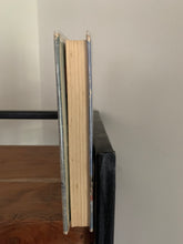 Five Run Away Together