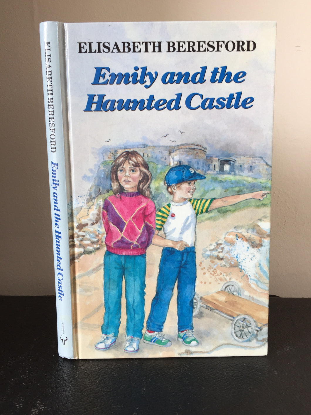 Emily and the Haunted Castle