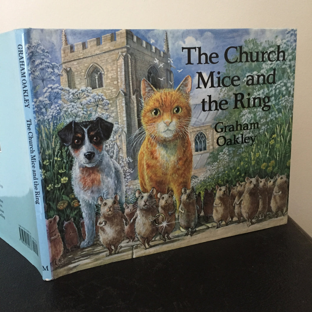 The Church Mice and the Ring