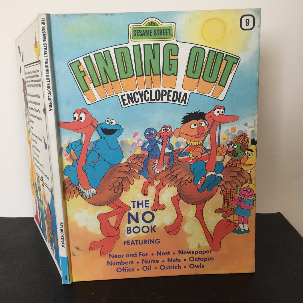 Sesame Street Finding Out Encyclopedia - The No Book