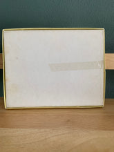 Victoria Plum - 25 Large Wooden Piece Jigsaw