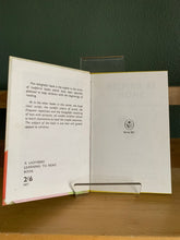 Helping At Home - A Ladybird Learning To Read Book