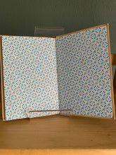 The Farm - A Ladybird Learning To Read Book