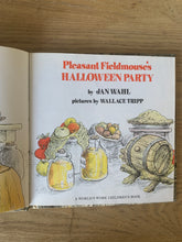 Pleasant Fieldmouse's Halloween Party