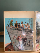 Scrap and the Pirates